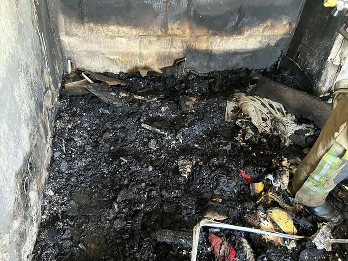 نجات ۴۰ نفر در پی آتش‌سوزی در یک آپارتمان مسکونی در شهرک اکباتان 