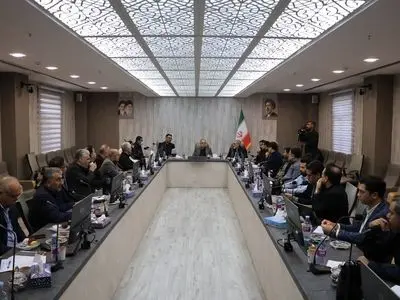 هرمزگان به دنبال کاهش صف‌های سوخت؛ افزایش جایگاه‌ها و توسعه حمل‌ونقل عمومی در دستور کار