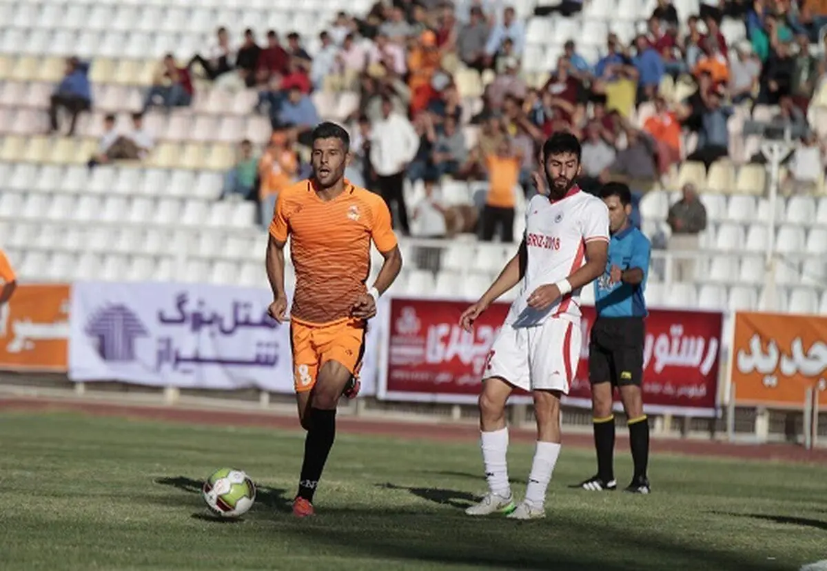 برق در تبریز گرفتار شد