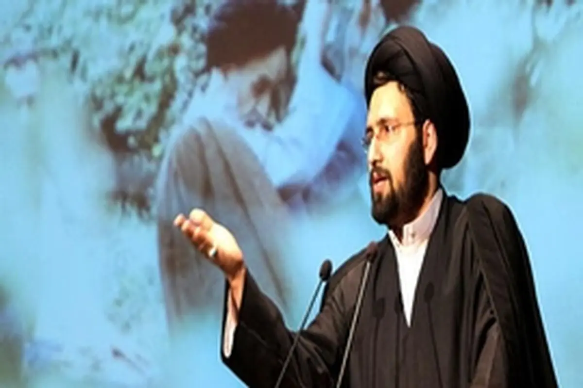 نوه‌ی حضرت امام(ره) به جهرم سفر می‌کند