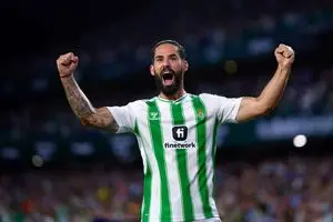 هدف نهایی‌ام؟ این‌که من از فوتبال خداحافظی کنم، نه اینکه فوتبال من را کنار بگذارد