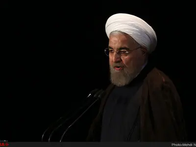 در قانون نورچشمی نداریم/برخی حتی تحمل شنیدن اصول قانون اساسی را ندارند/ پای همه وعده‌هایم ایستاده‌ام