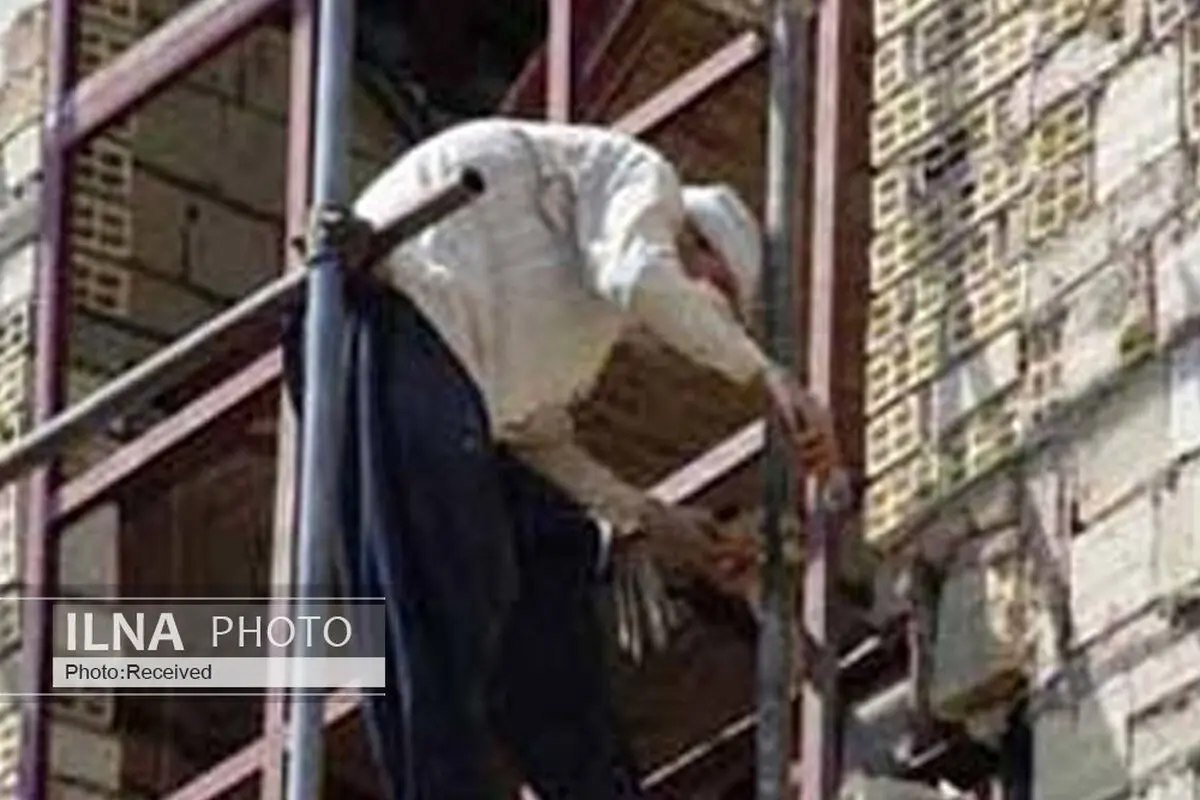 ترافیک پالایش بیمه‌ای انجمن‌های صنفی با آغاز مهاجرت کارگران ساختمانی در فصول سرد به جنوب/ ۳۲ هزار نفر در خوزستان در لیست انتظار بیمه هستند