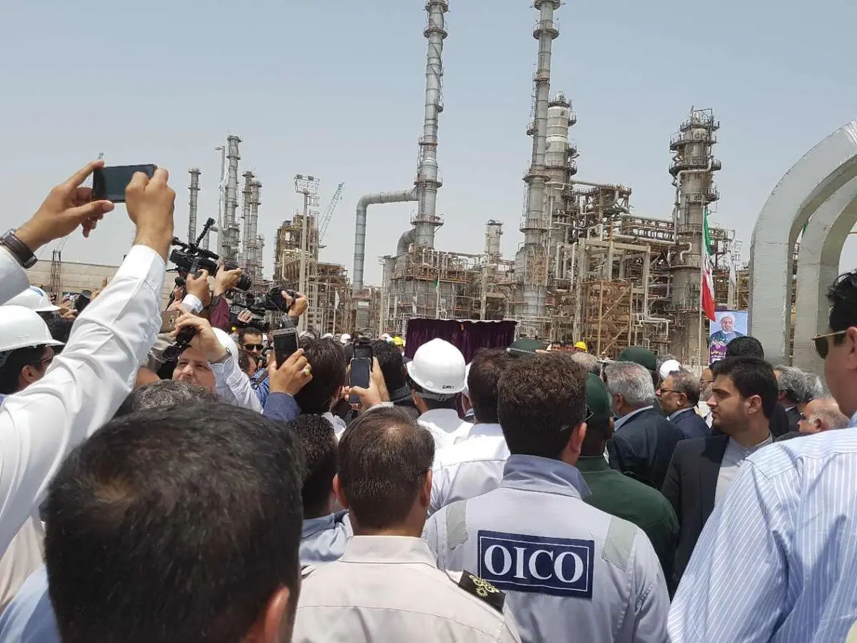 فاز نخست پالایشگاه ستاره خلیج فارس افتتاح شد
