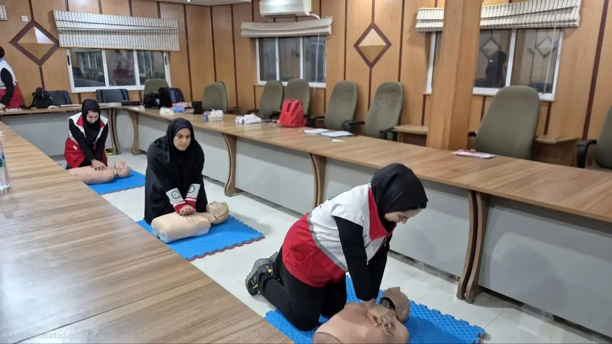 تجهیز واحدهای آموزش هلال‌احمر خوزستان به مانکن آموزشی 