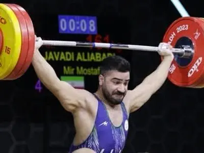 جام جهانی وزنه برداری/ پایان کار جوادی با یک حرکت صحیح