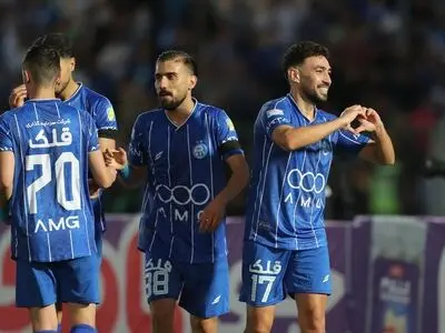 استقلال ۳-۱ آلومینیوم: صدرنشینی با درخشش آسانی و حدادی