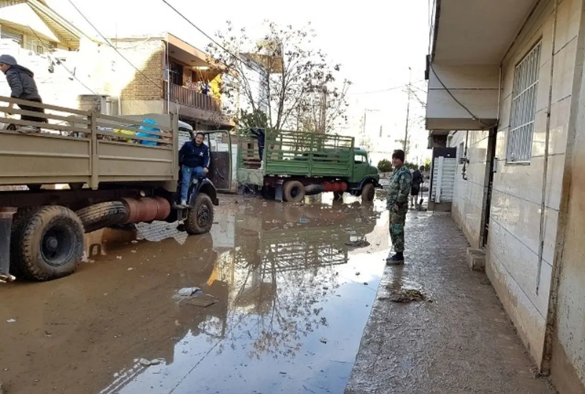 مناطق سیل زده گلوگاه با ترافیک سنگین روبروست/ خسارت در روستای لمراسک گلوگاه در بخش کلباد وسیع بوده است