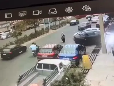 سرقت وحشیانه گردنبند از یک خانوم در بلوار دریا سعادت‌ آباد تهران + فیلم