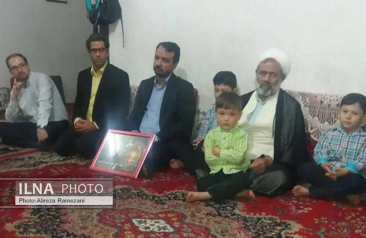 شهردار کاشان از "خانواده شهدای حرم" دیدار کرد