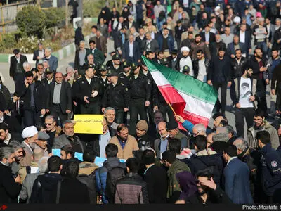 مسیرات فی عدد من مدن ایران ضد الشغب والتدخلات 