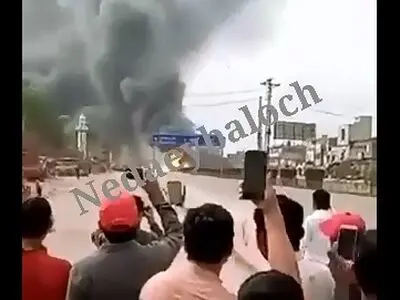 حمله پهپادی هند به تاسیسات نظامی پاکستان در شهر لاهور + فیلم