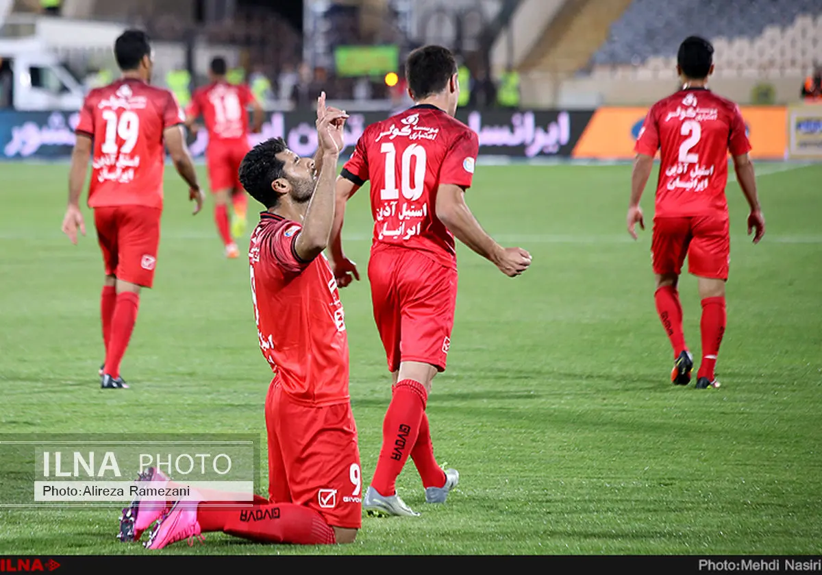 پرسپولیس 1-0 صنعت نفت؛ پرسپولیس با تک گل طارمی صدر جدول را پس گرفت