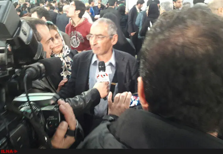 منتجب‌نیا و شکوری‌راد در حسنیه ارشاد حضور یافتند