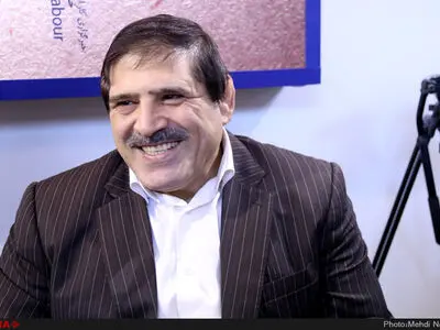 بنا را با فشار وزارت ورزش برگرداندند/خادم به جامعه کشتی دهن کجی می‌کند