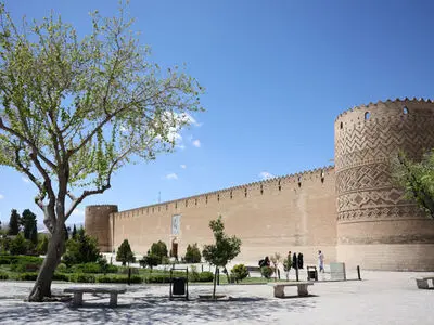 اماکن تاریخی فارس سیزدهم فروردین باز است / ورود به «پردیس تخت‌جمشید» به دلیل خطر سقوط درختان و برق‌گرفتگی ممنوع شد
