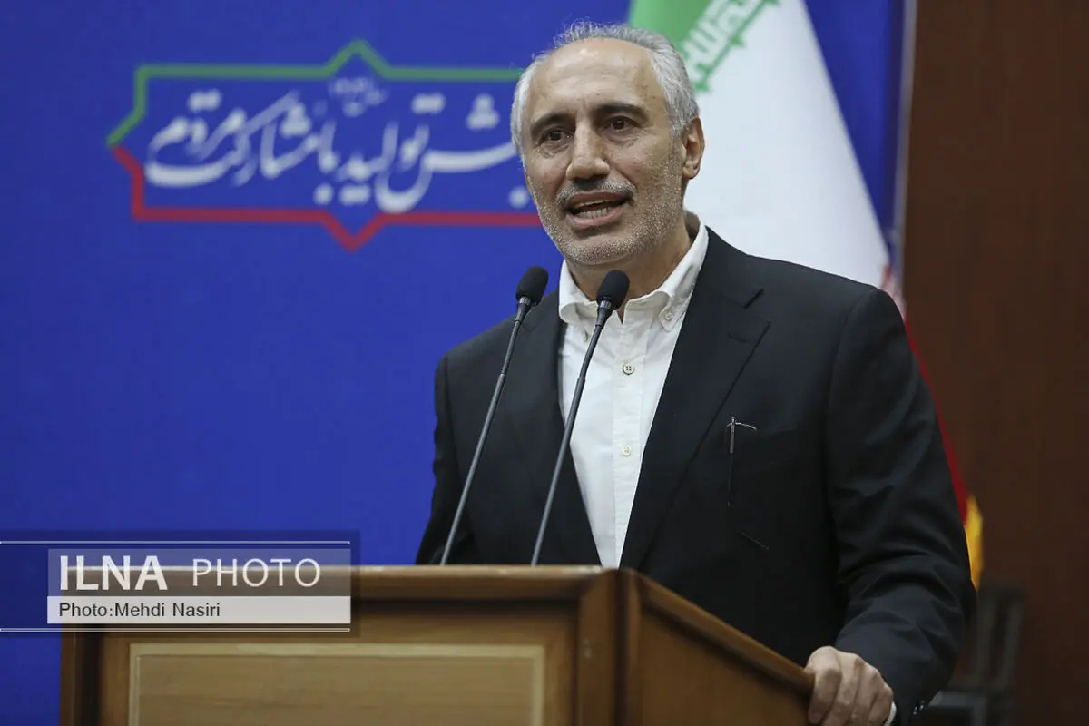 تصویب همسان‌سازی حقوق بازنشستگان در دولت/ جزئیات معافیت مالیاتی حقوق‌بگیران تا سقف ۲۴ میلیون