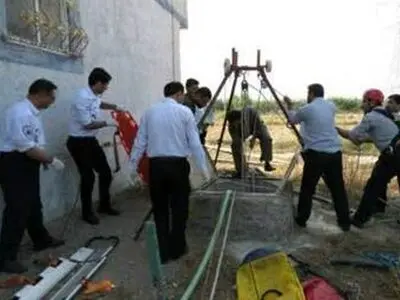 مرگ 2 نفر بر اثر گاز گرفتگی داخل چاه فاضلاب در مازندران