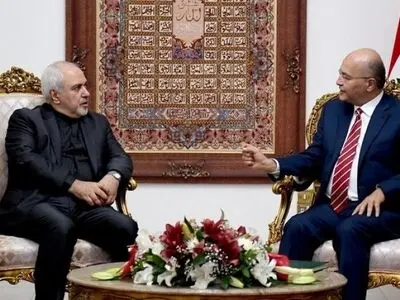 ظریف وصالح یؤکدان ضرورة "منع الحرب"