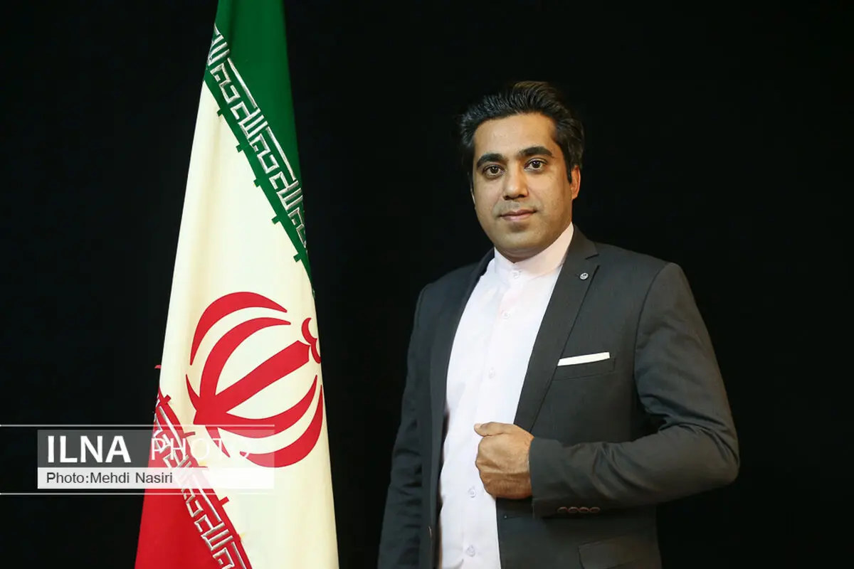 با «جواد مولایی» کاندیدای یازدهمین دوره انتخابات مجلس شورای اسلامی بیشتر آشنا شویم