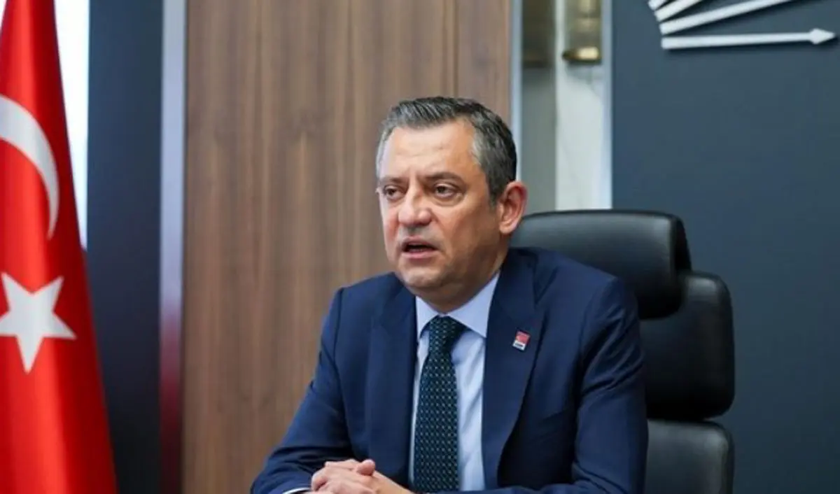 «اوزگور اوزل» بار دیگر رهبر حزب جمهوریخواه خلق شد