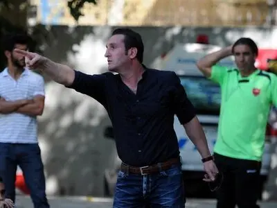 ادموند بزیک سرمربی تیم جوانان پرسپولیس شد
