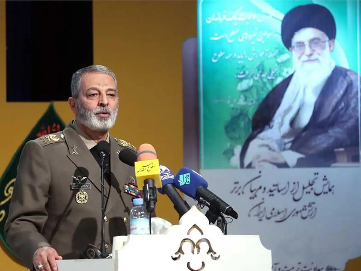 همه اوقات و مکان‌های ارتش کلاس آموزشی است