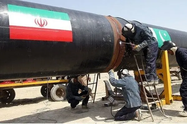 پاکستان ساخت خط لوله واردات گاز از ایران را آغاز کرد