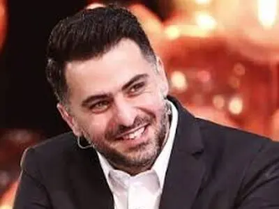 ویدئو کریسمسی علی ضیا در فرانسه