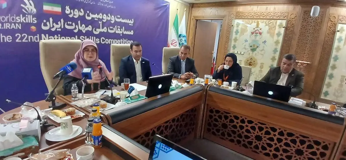 مهارت‌محوری و عدالت آموزشی، راهبرد دولت چهاردهم برای توسعه صنایع و اشتغال