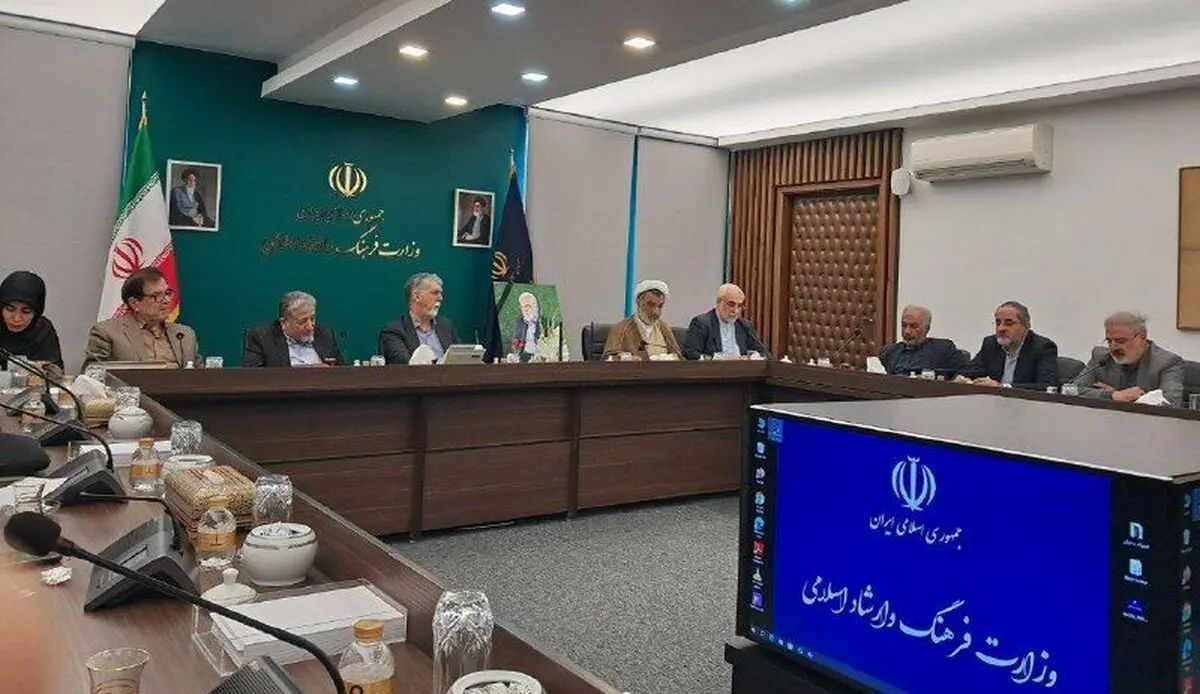 بررسی نقش‌ اصحاب فرهنگ در ایجاد همبستگی اجتماعی