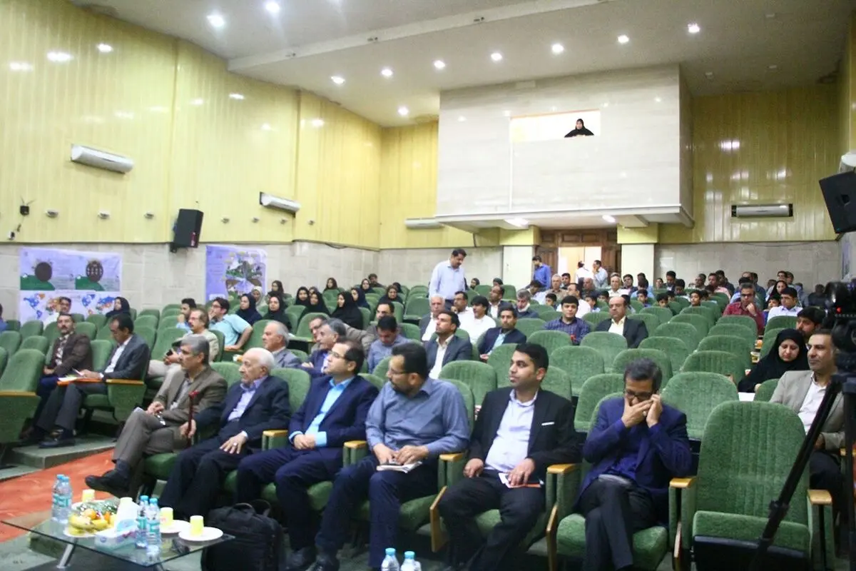 برگزاری همایش روز جهانی خاک در هرمزگان 