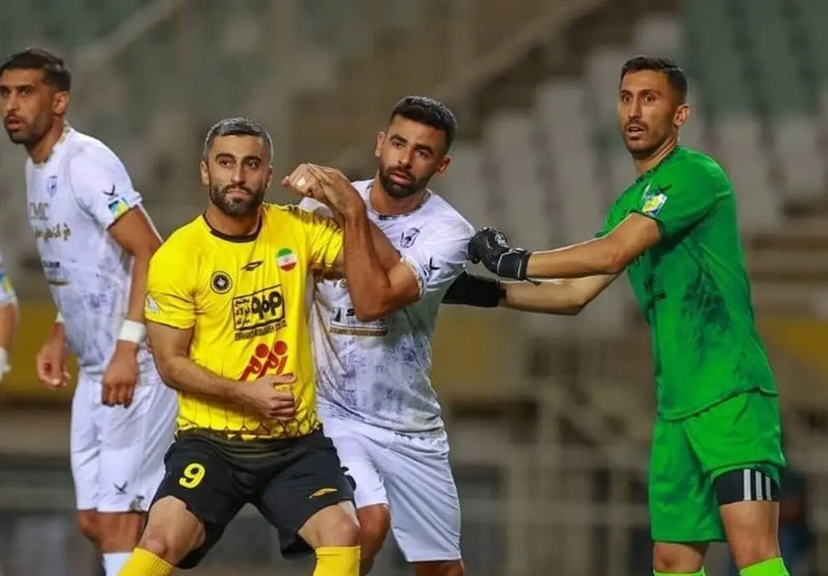 شروع تراکتور و سپاهان با بُرد
