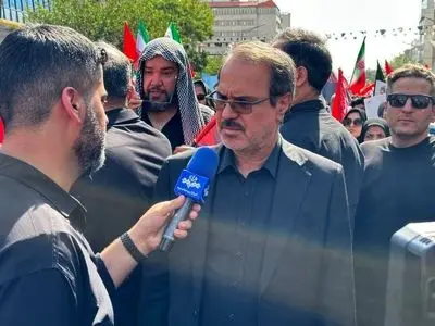 حضور میلیونی مردم گواهی ملموس و باشکوه بر پیوند ناگسستنی میان رهبری و ملت است