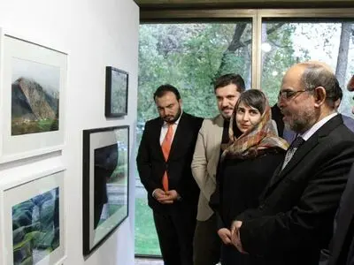 سفیر افغانستان از نمایشگاه «نیمروز» در نیاوران دیدن کرد