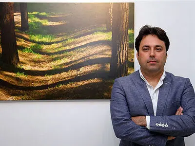 کسی که موسیقی-نمایش اجرا می‌کند، دنبال پول کلان است/همیشه ناظرانی هستند که به هنرمند می‌گویند چگونه فکر و اجرا کن