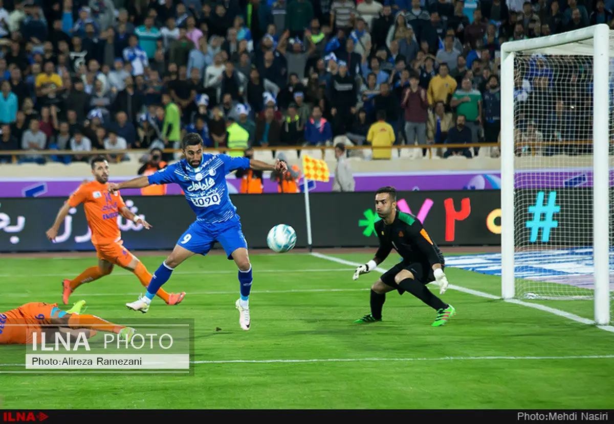 استقلال2 - 0 سایپا؛ سومین برد پیاپی شاگردان منصوریان