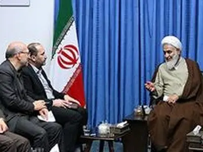 دامن‌زدن به نارضایتی مردم در دستور کار دشمنان نظام است