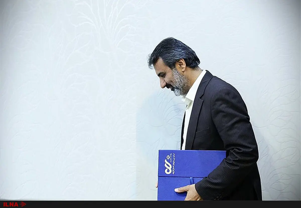 مفهوم «بیت‌المال» را کشته‌ایم/مدیرانی هستند که «اموال عمومی» را پاداش خدمت می‌دانند/برای مقابله با فساد نباید پای «دشمن» را وسط بکشیم