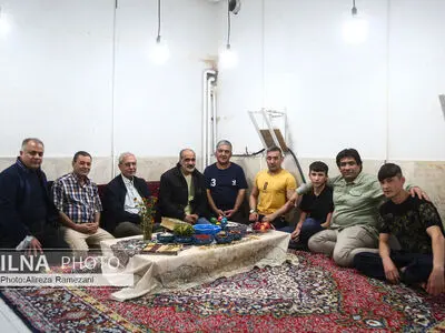 بازدید علی ربیعی از مرکز طلوع بی‌نشان‌ها