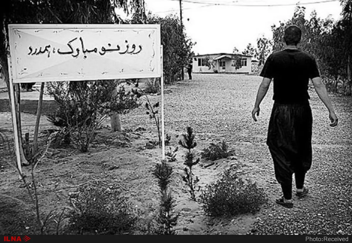 بیگاری کشیدن از معتادان در کمپ ترک اعتیاد/ دوازده ساعت بسته‌بندیِ رایگان کارتون 