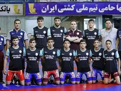 قهرمانی همزمان تیم های کشتی آزاد و فرنگی نوجوانان ایران پس از 22 سال