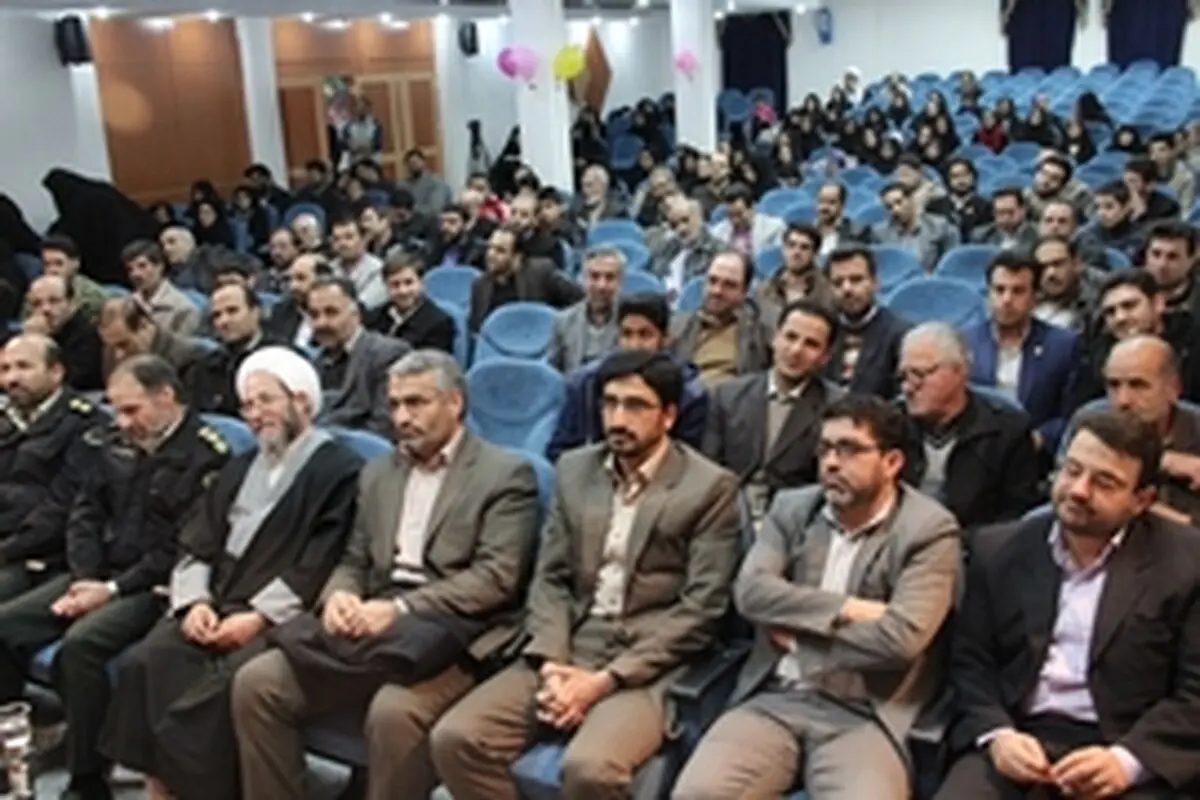 ۱۴۰ فعال عرصه نهضت مطالعه مفید در گلپایگان تجلیل شدند