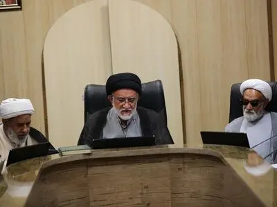 امر به معروف و نهی از منکر نباید به حجاب محدود شود