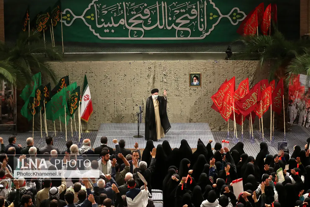 قائد الثورة: فترة الدفاع المقدس بارزة ومهمة في تاریخ الثورة الإسلامیة