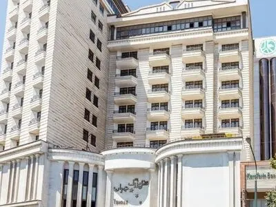 نیم قرن عملکرد مناسب در صنعت گردشگری کشور