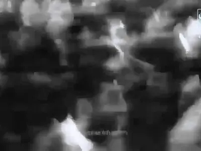 لحظه اعلام ارتحال امام خمینی توسط شهید سیدحسن نصرالله در جمع لبنانی ها - ۱۴ خرداد ۱۳۶۸ + فیلم