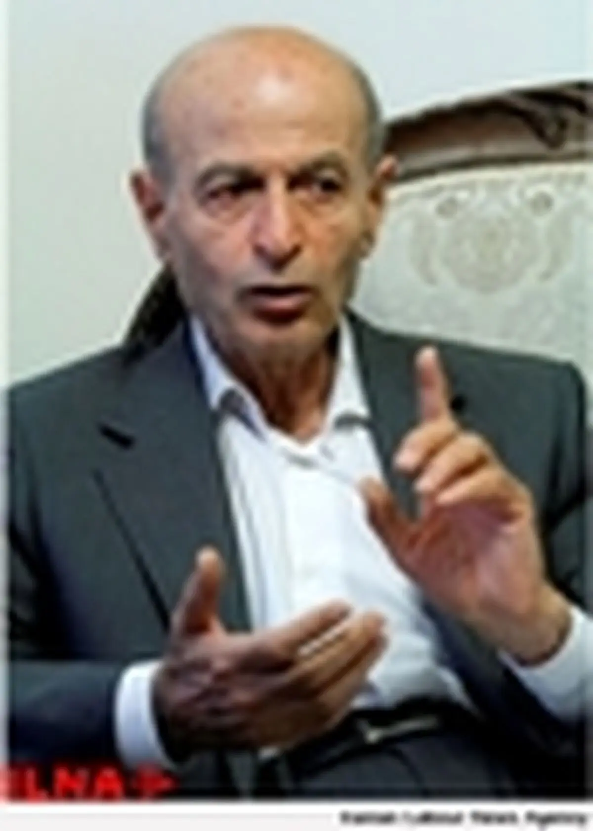 دولت نباید در مسائل مربوط به خانواده زیاد دخالت کند