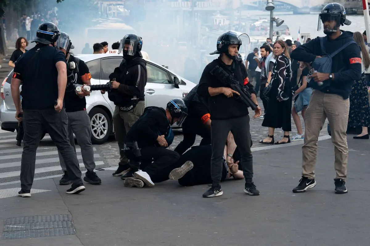 از فوتبال تا هولوگانیسم: وقتی شادی به خون کشیده میشود!