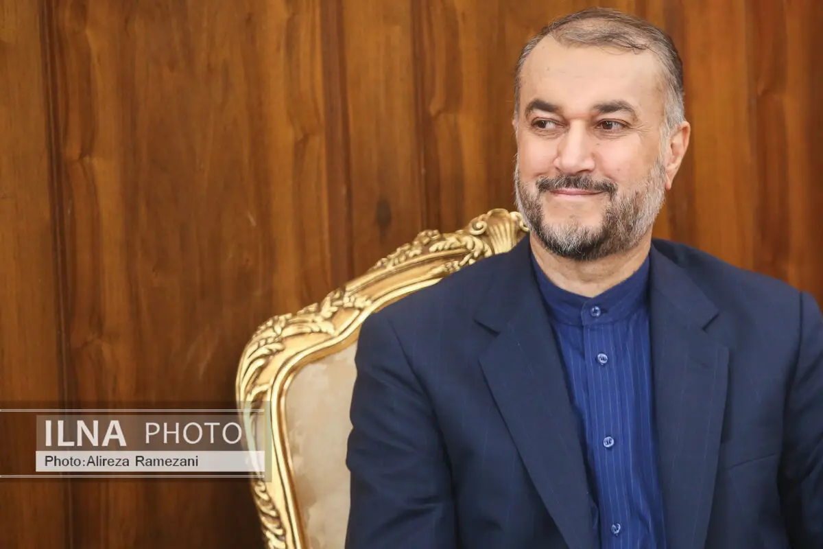 عبداللهیان ینفي تورط إیران في استهداف مدمرة أمریکیة بمسیرة
